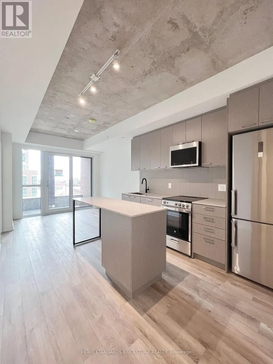 413 - 1808 ST CLAIR AVENUE W