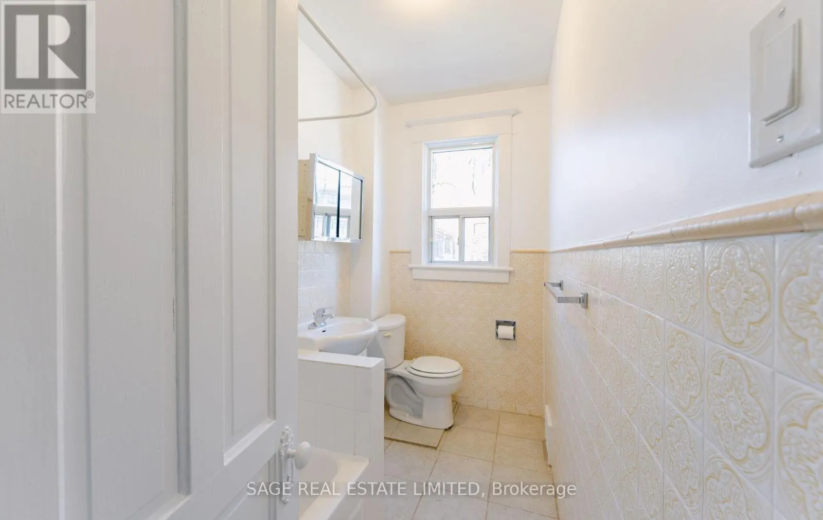 164 SYMINGTON AVENUE