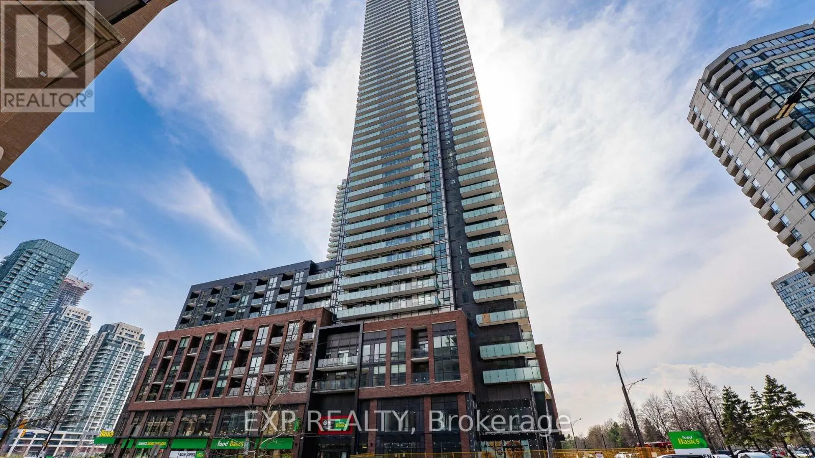 2903 - 430 SQUARE ONE DRIVE