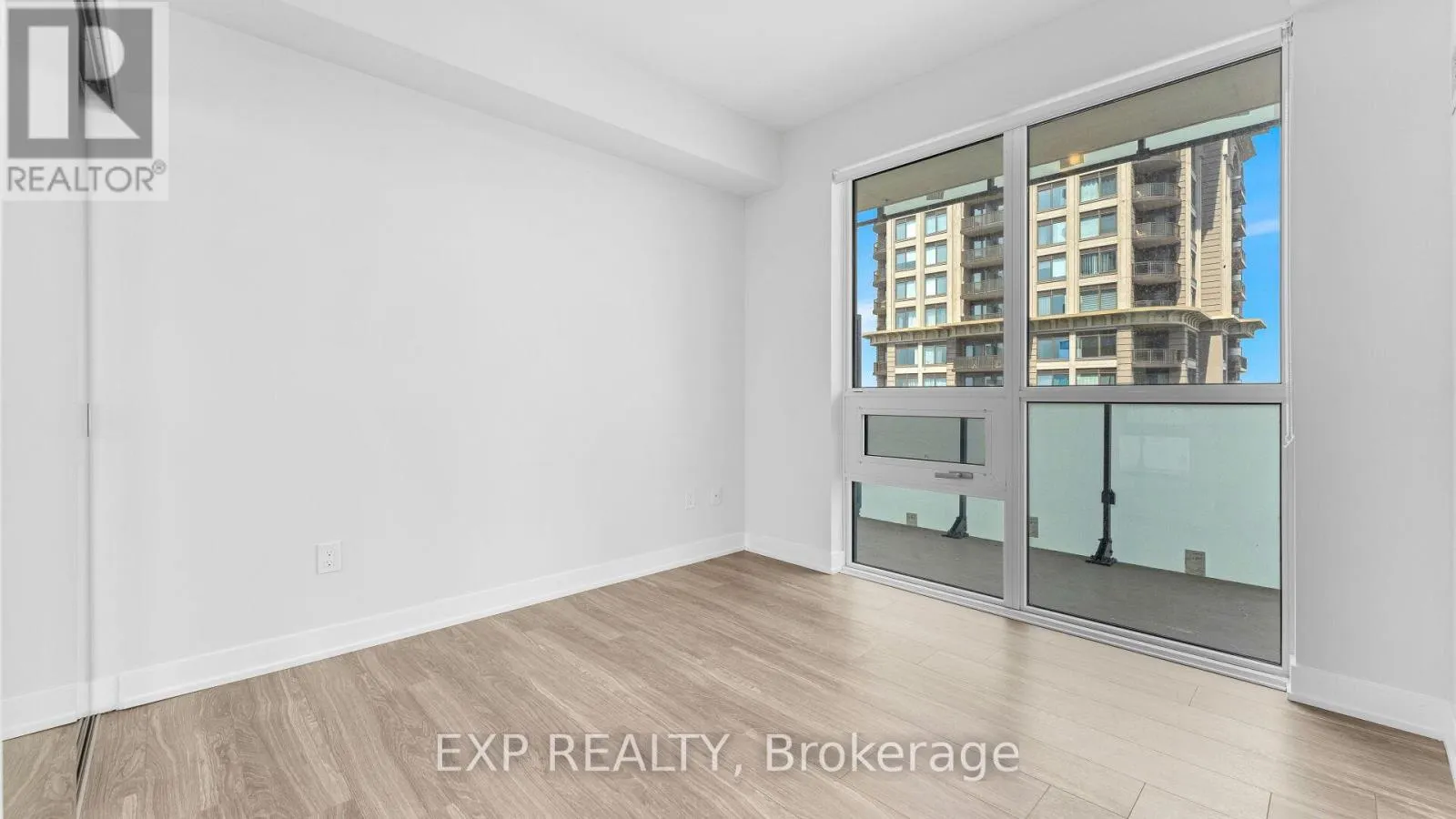 2903 - 430 SQUARE ONE DRIVE