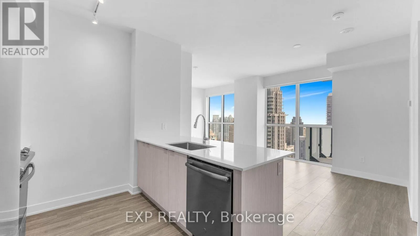 2903 - 430 SQUARE ONE DRIVE