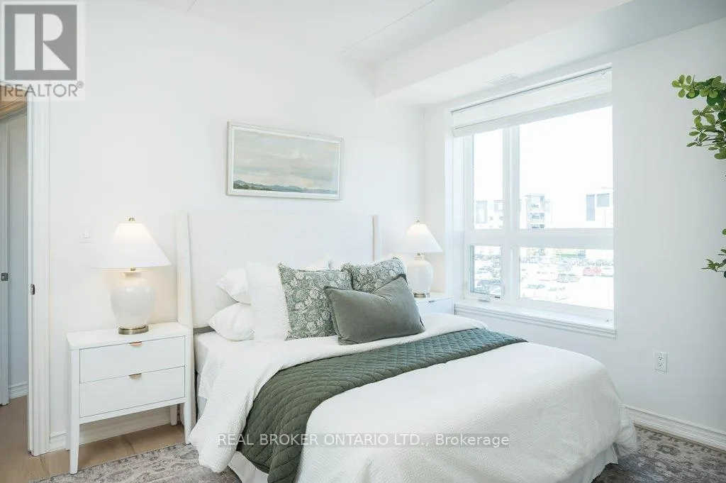 302 - 650 SAUVE STREET