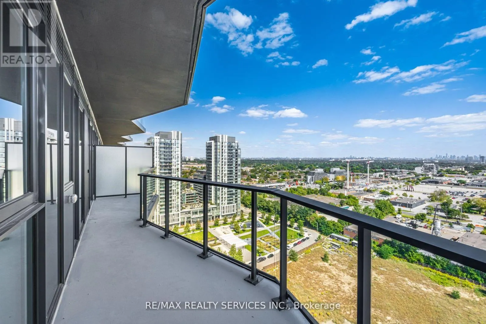 2007 - 36 ZORRA STREET