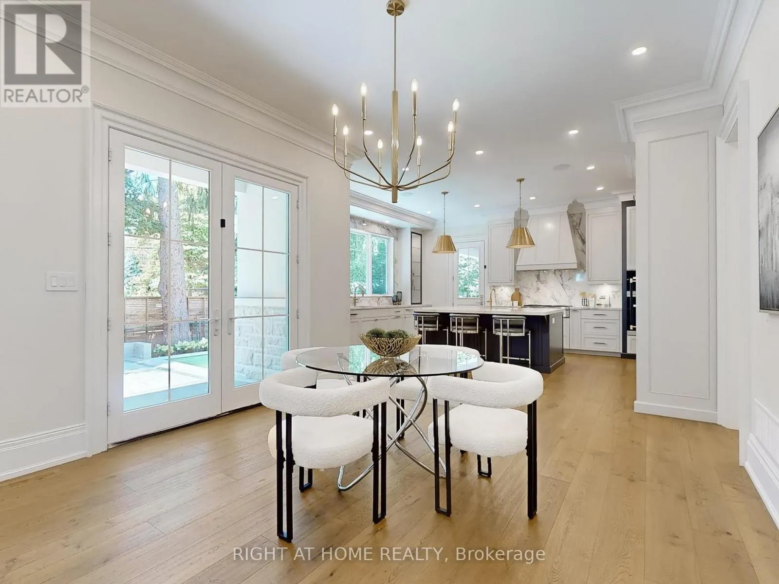172 BURGUNDY DRIVE