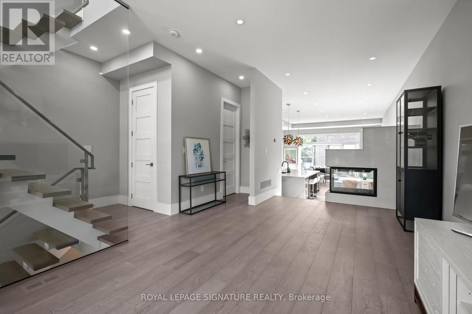 425B VALERMO DRIVE
