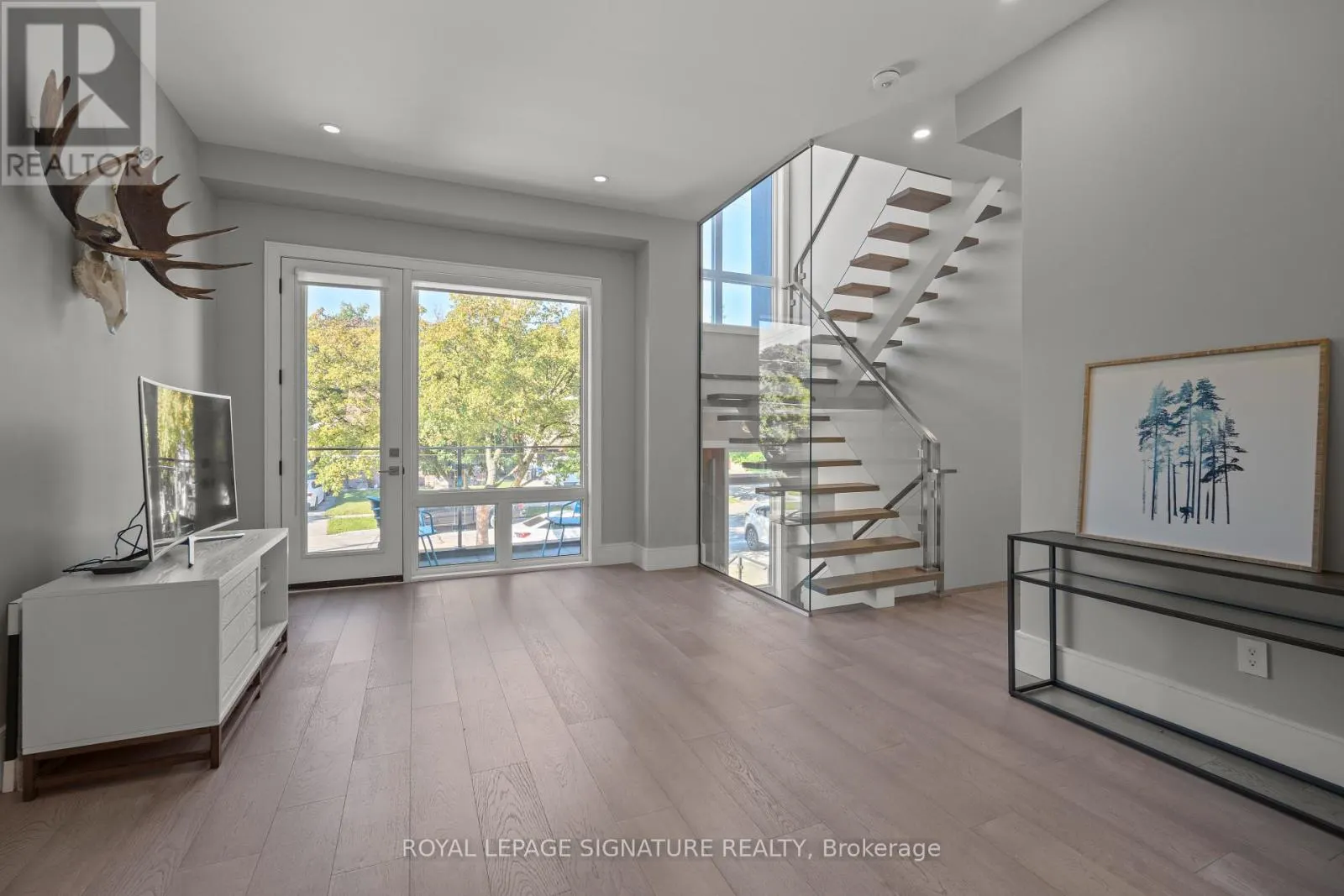 425B VALERMO DRIVE