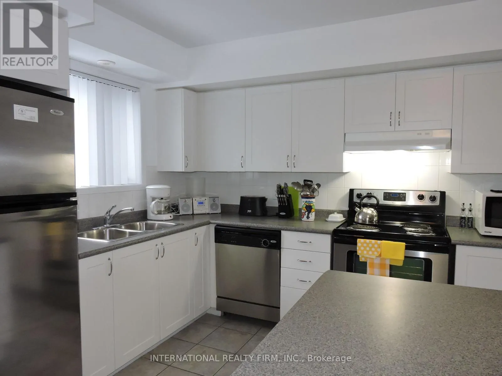 24 - 5035 OSCAR PETERSON BOULEVARD