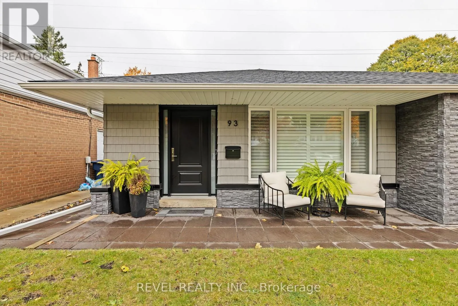 93 WILLOWRIDGE ROAD