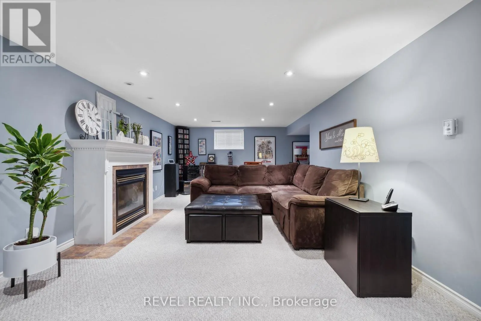 93 WILLOWRIDGE ROAD