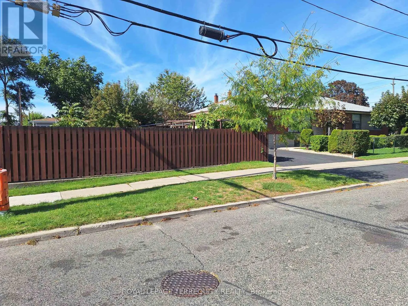 10 MANIZA ROAD