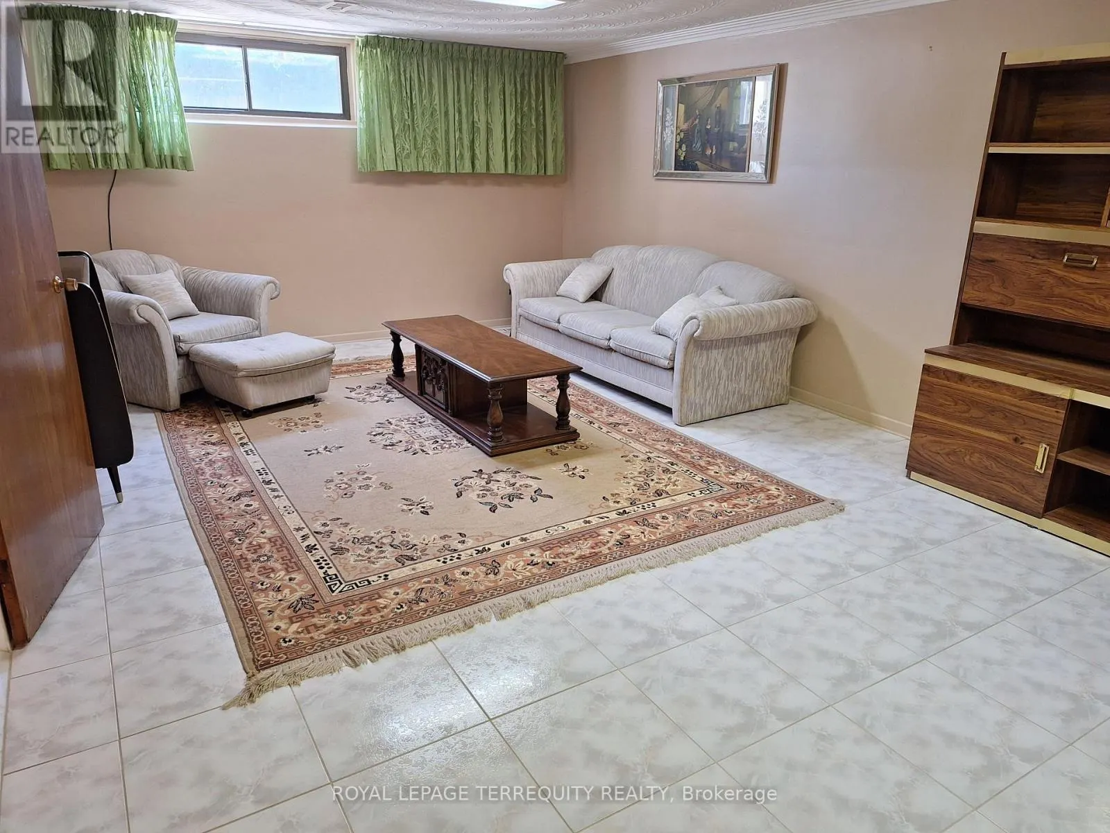 10 MANIZA ROAD