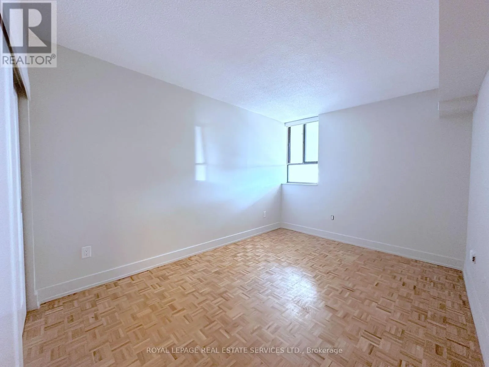 103 - 190 CLARK BOULEVARD