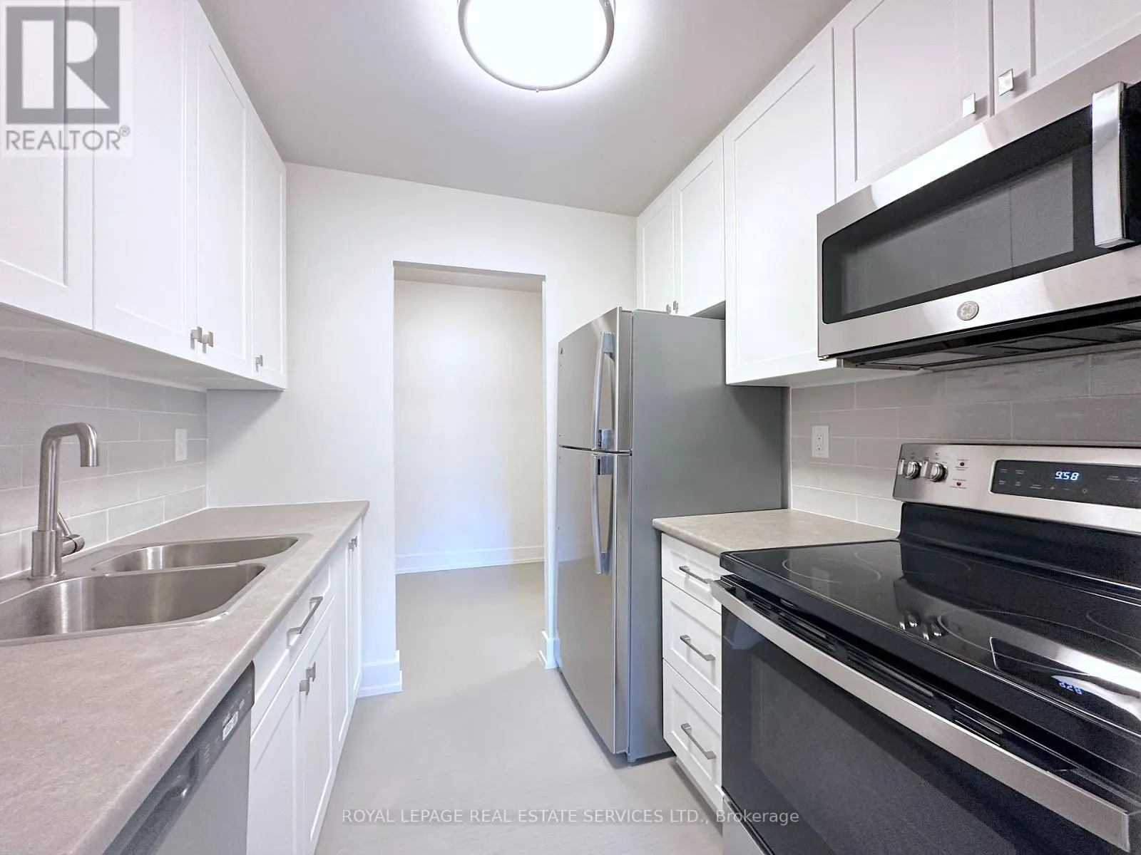 103 - 190 CLARK BOULEVARD