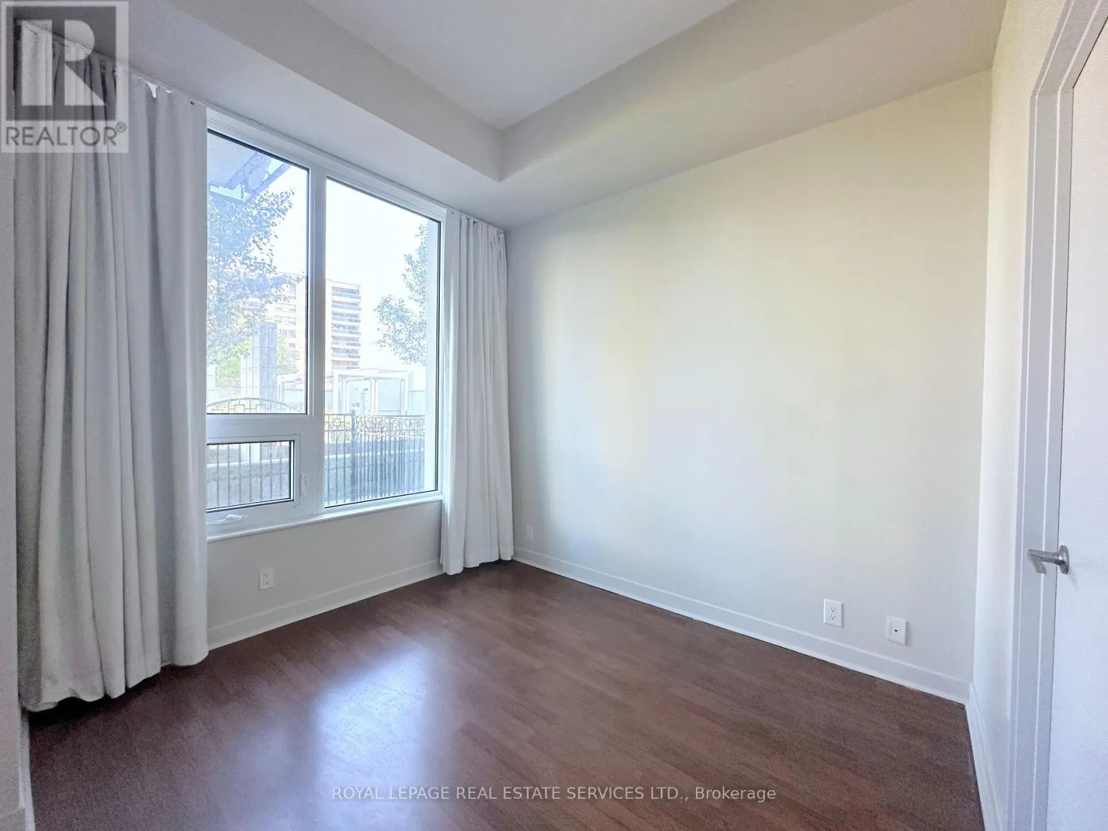 410 - 188 CLARK BOULEVARD