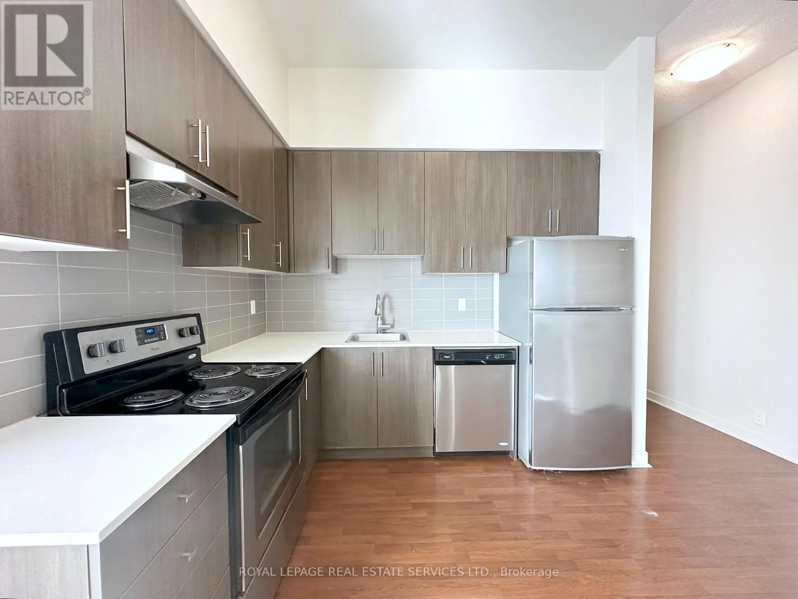 404 - 188 CLARK BOULEVARD