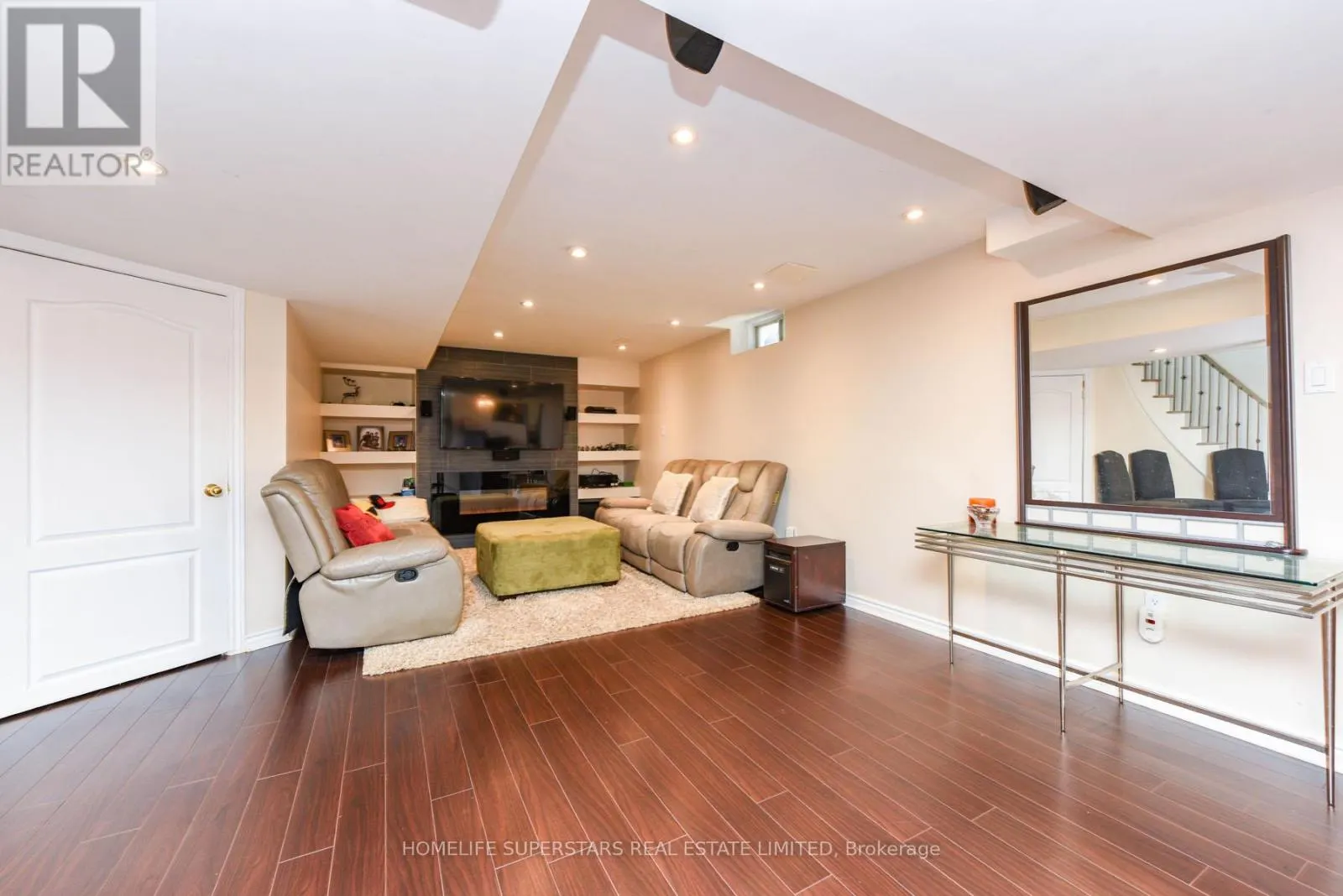 3856 BRINWOOD GATE