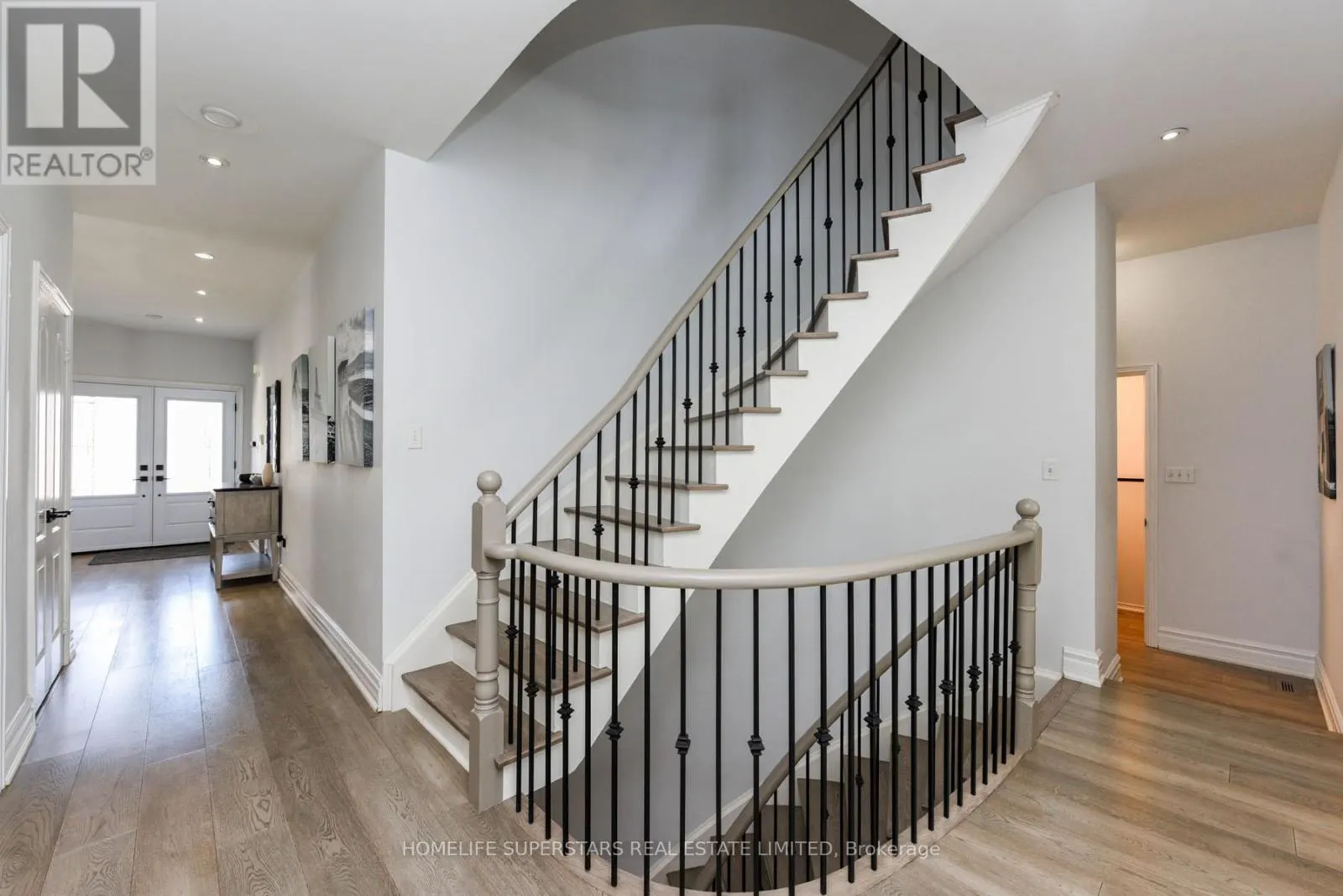3856 BRINWOOD GATE