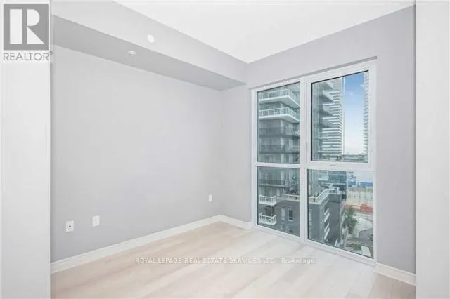 904 - 39 ANNIE CRAIG DRIVE