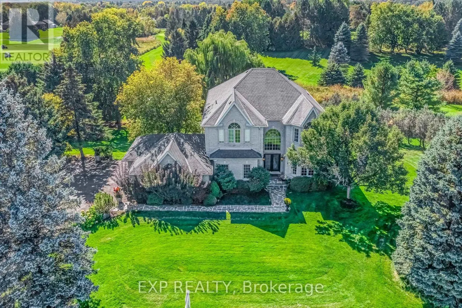 6 GOLFWAY COURT