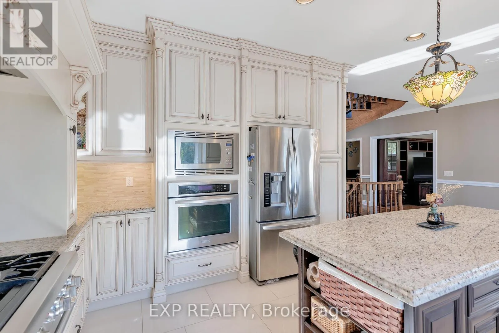 6 GOLFWAY COURT