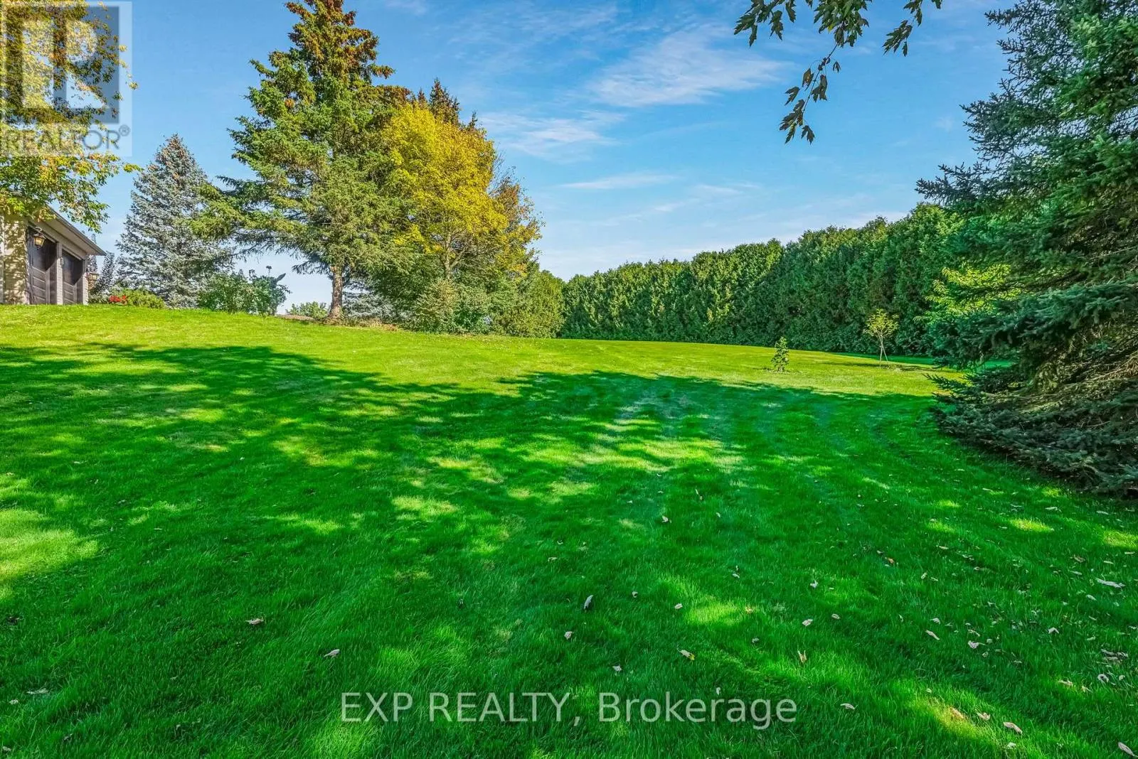 6 GOLFWAY COURT
