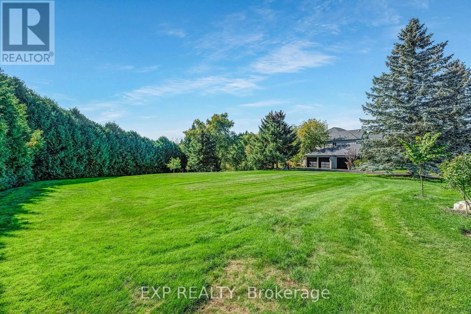 6 GOLFWAY COURT