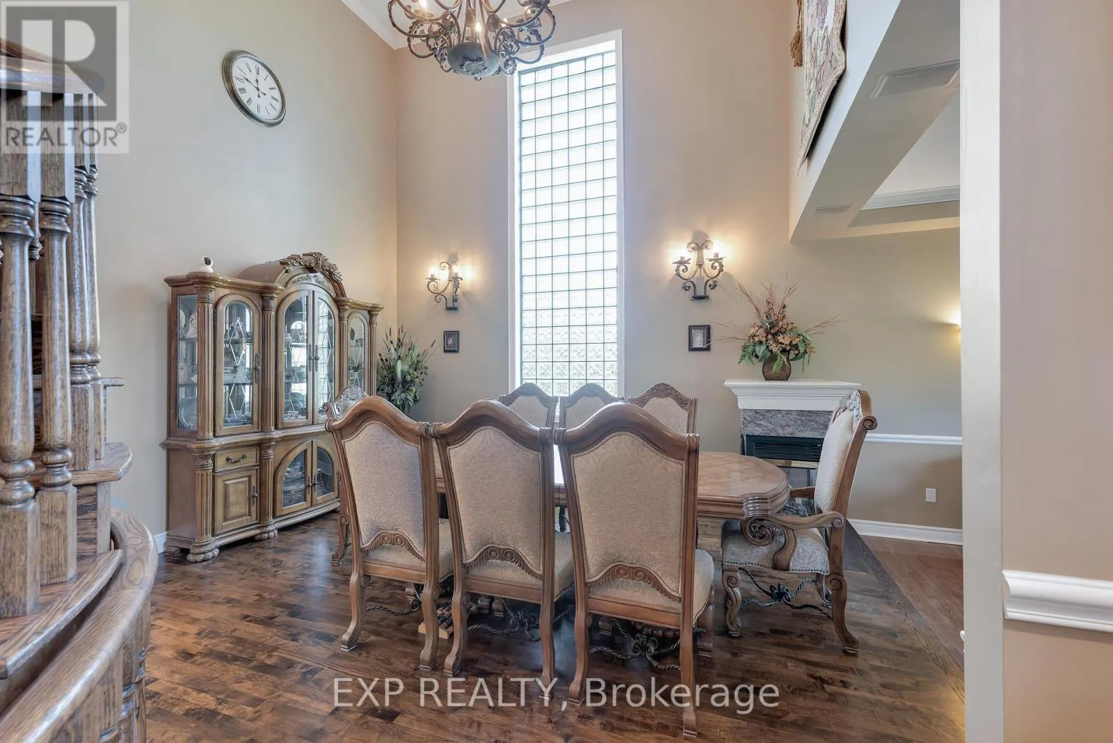 6 GOLFWAY COURT
