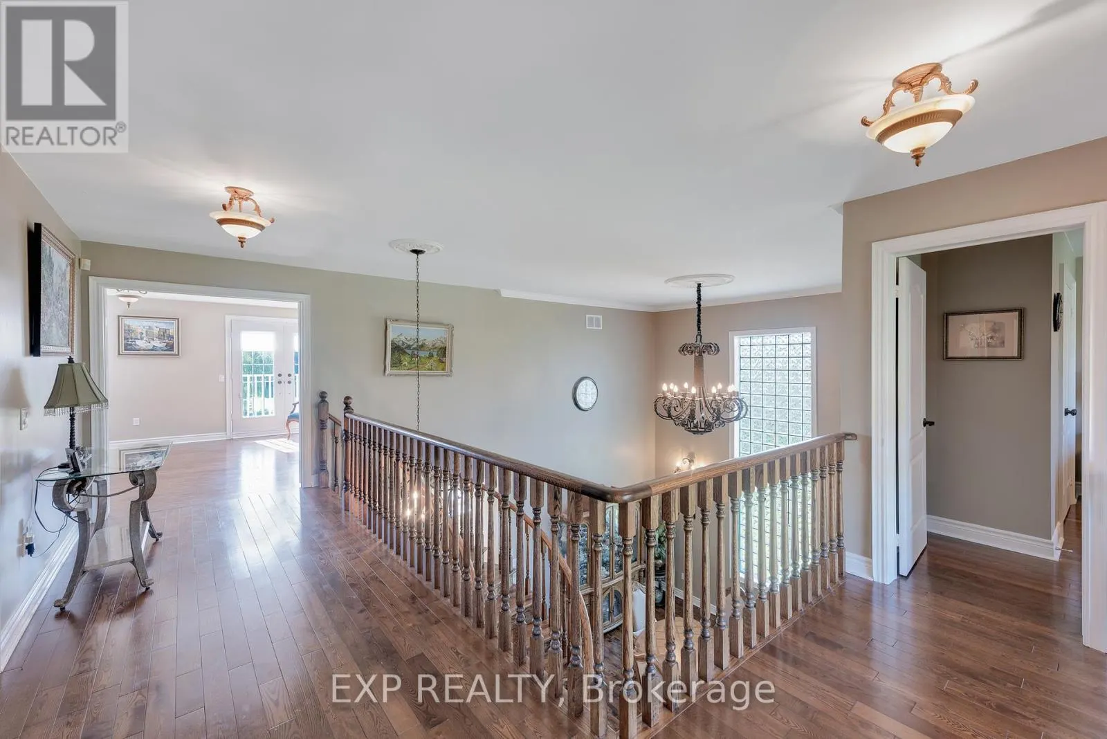 6 GOLFWAY COURT