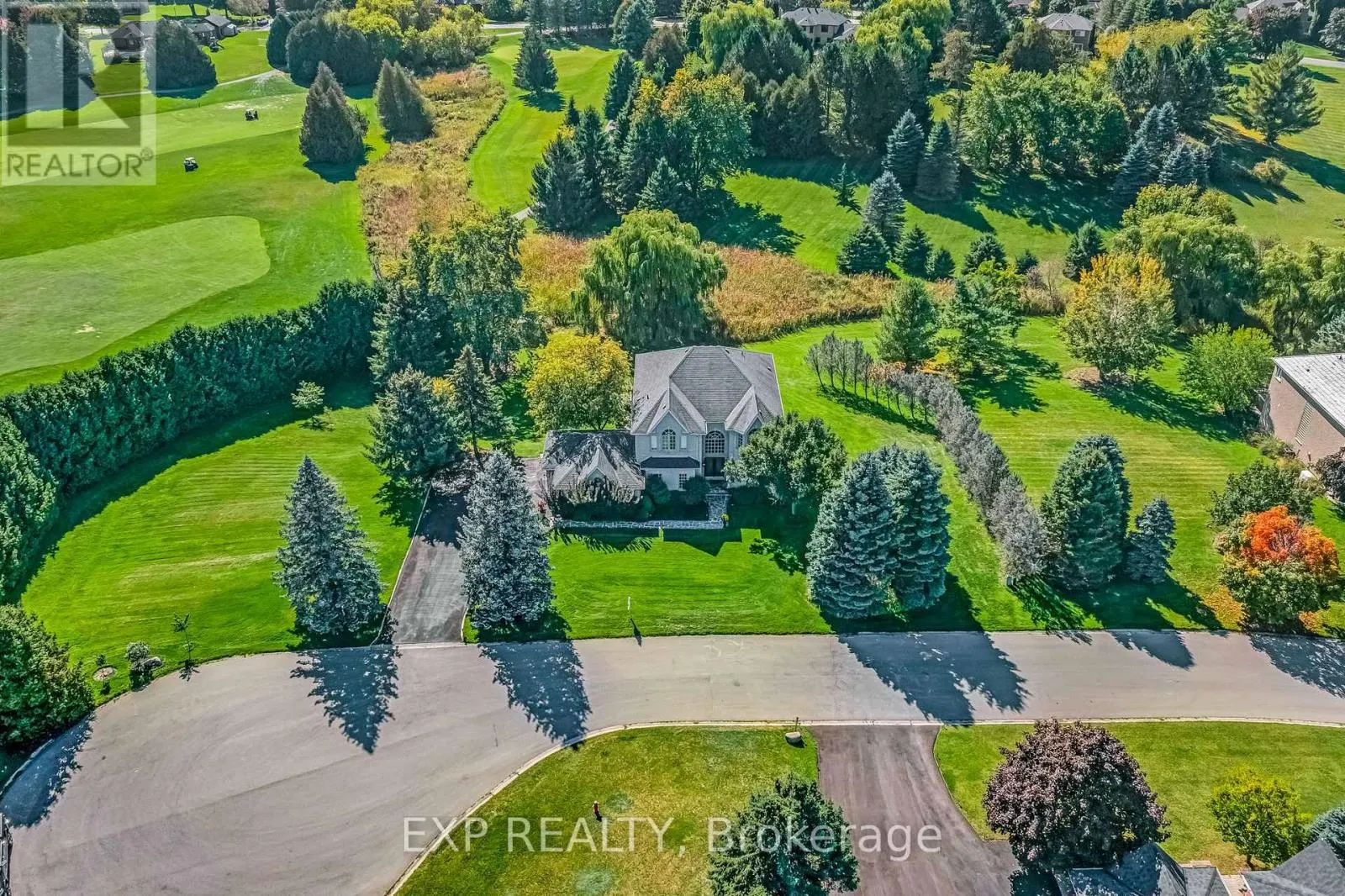 6 GOLFWAY COURT