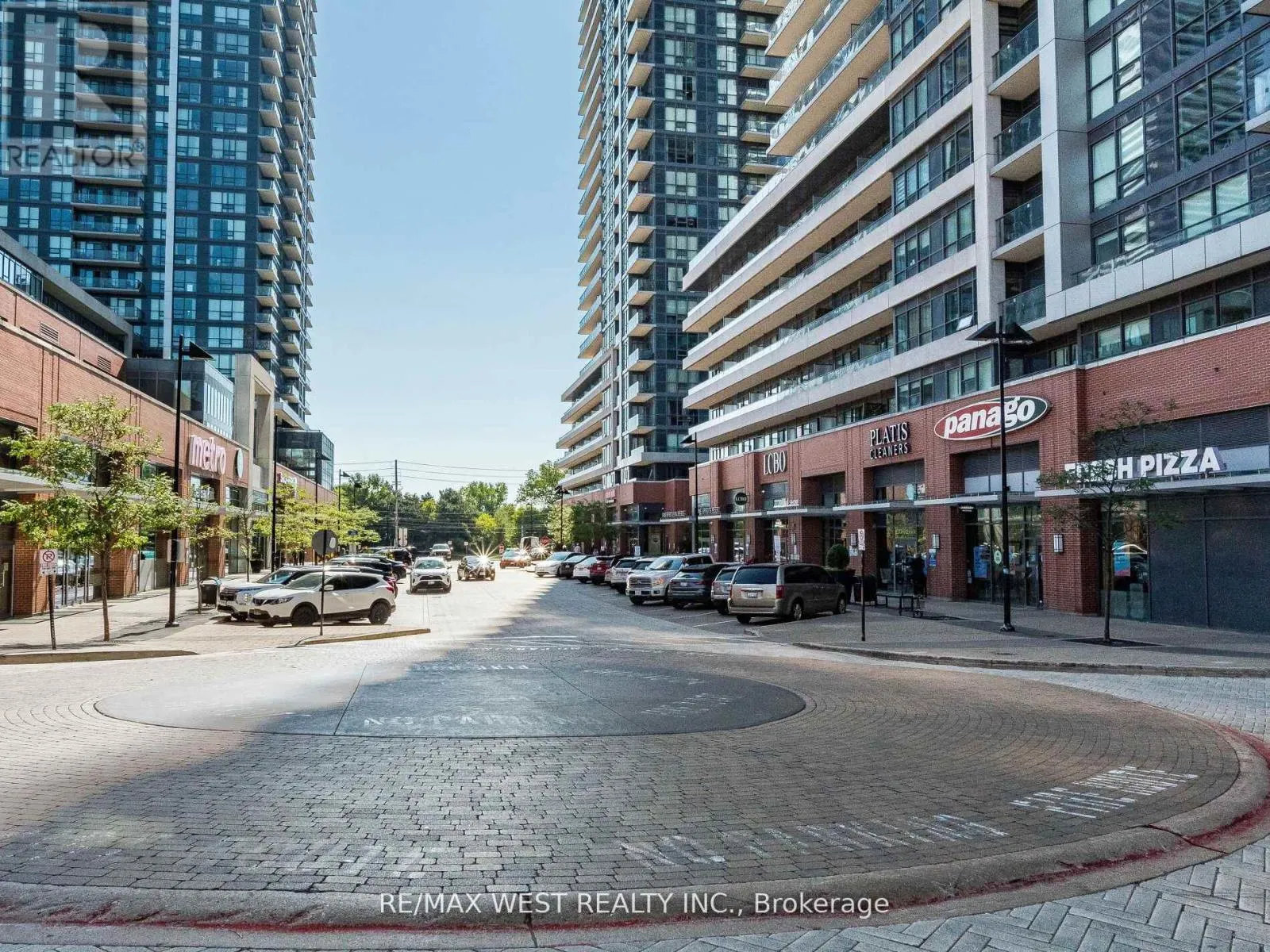 602 - 10 PARK LAWN ROAD