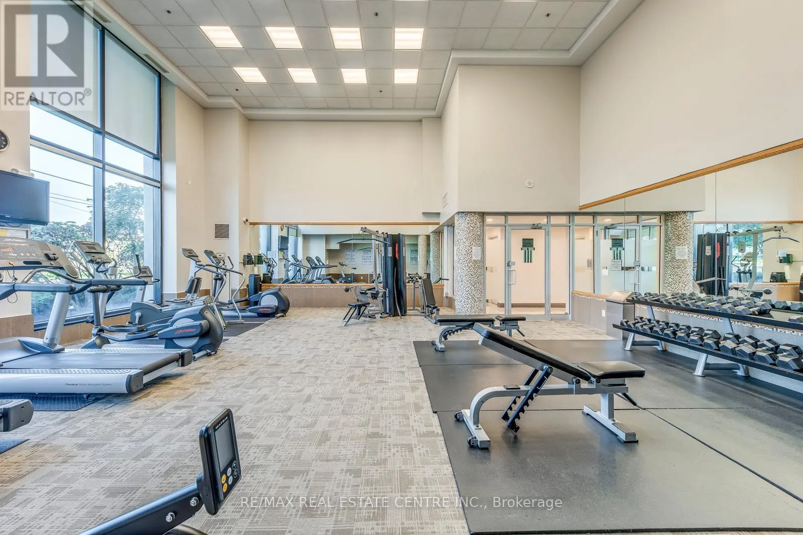 401 - 2087 LAKE SHORE BOULEVARD W