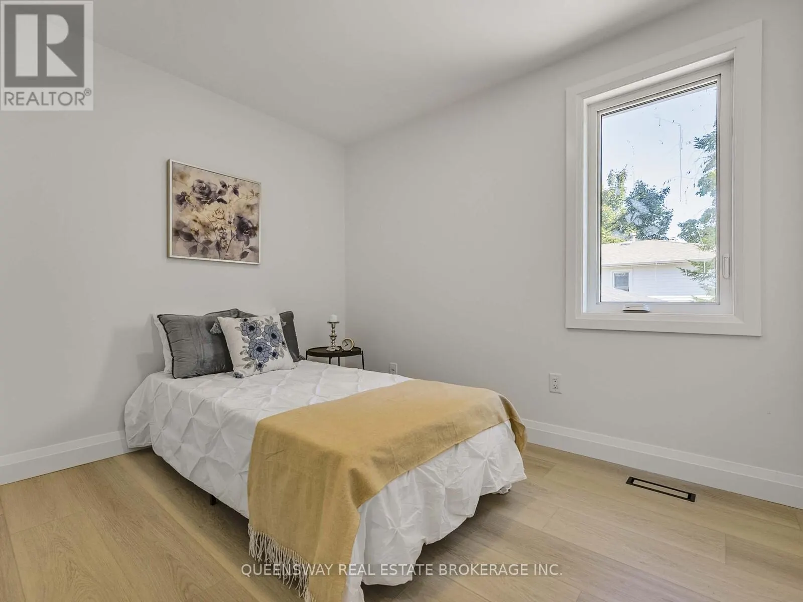 1128 PINEGROVE ROAD