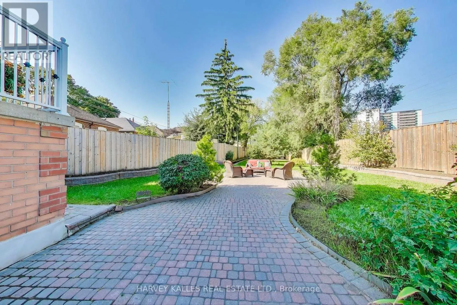 4 CORBETT AVE. CORBETT AVENUE