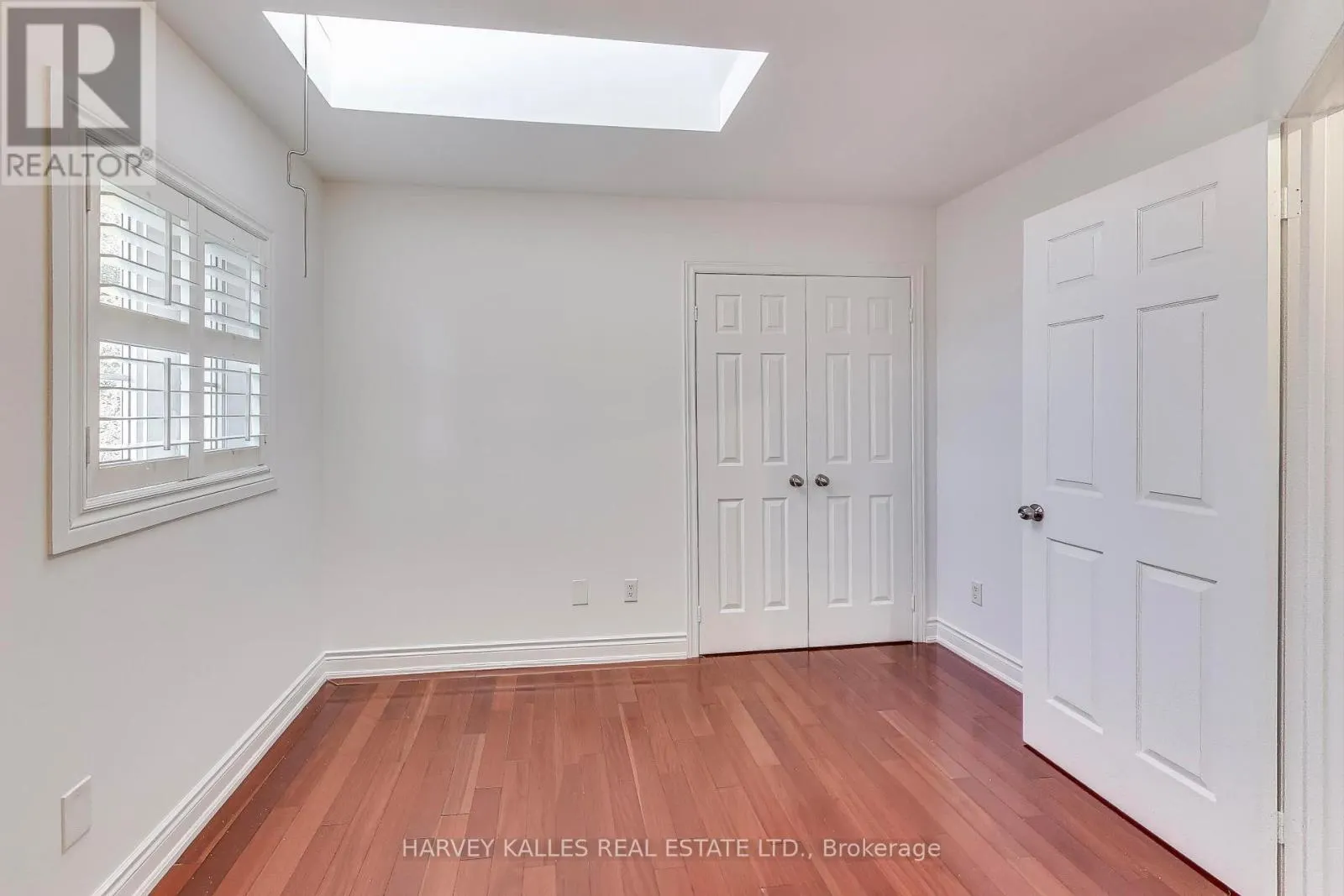4 CORBETT AVE. CORBETT AVENUE