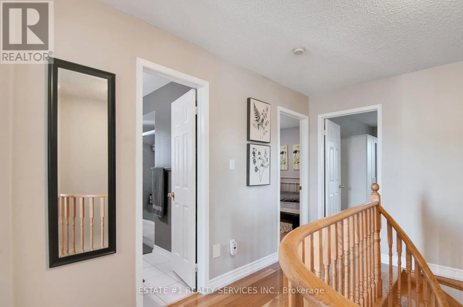102 CRESTHAVEN ROAD