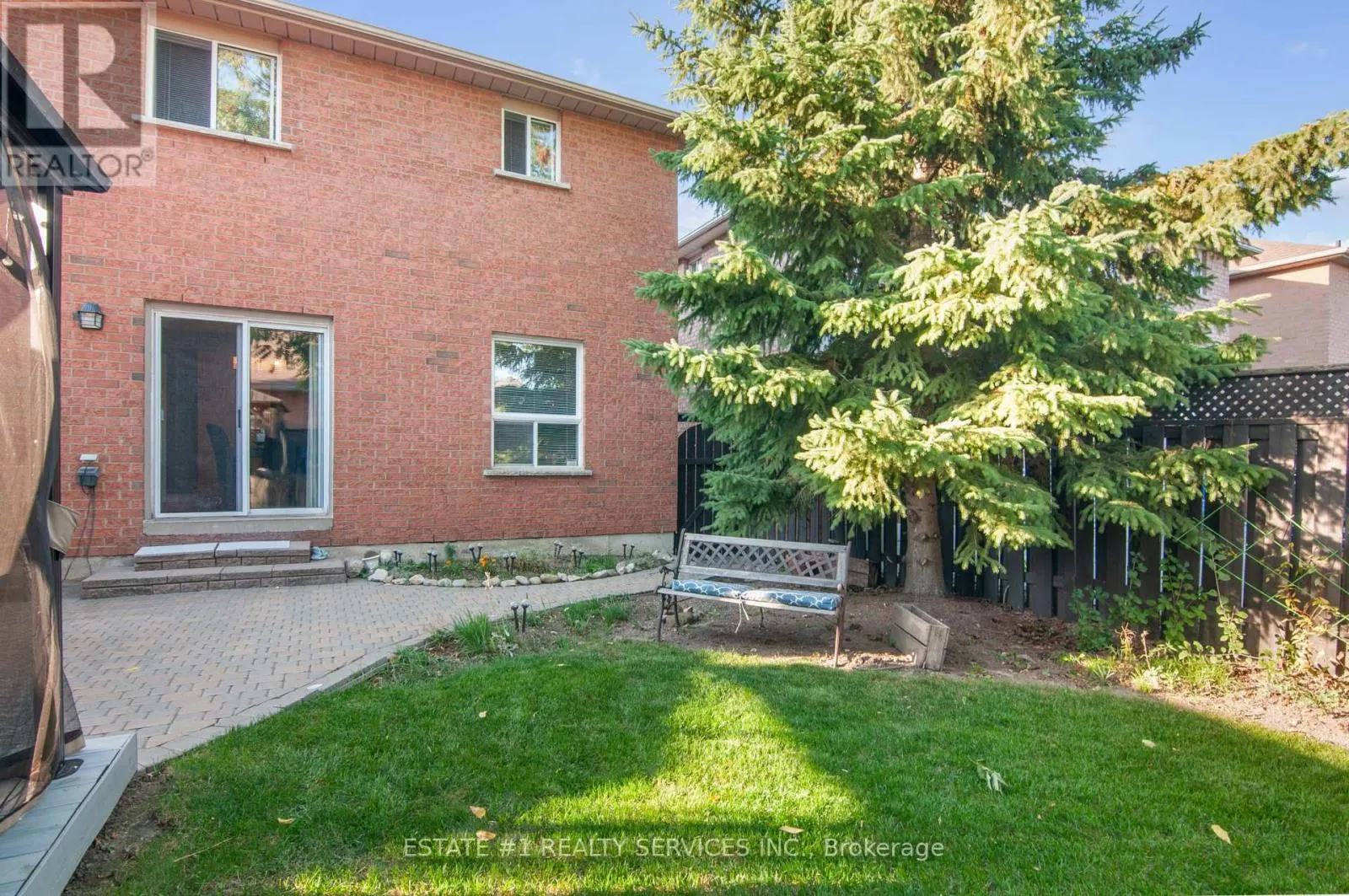 102 CRESTHAVEN ROAD
