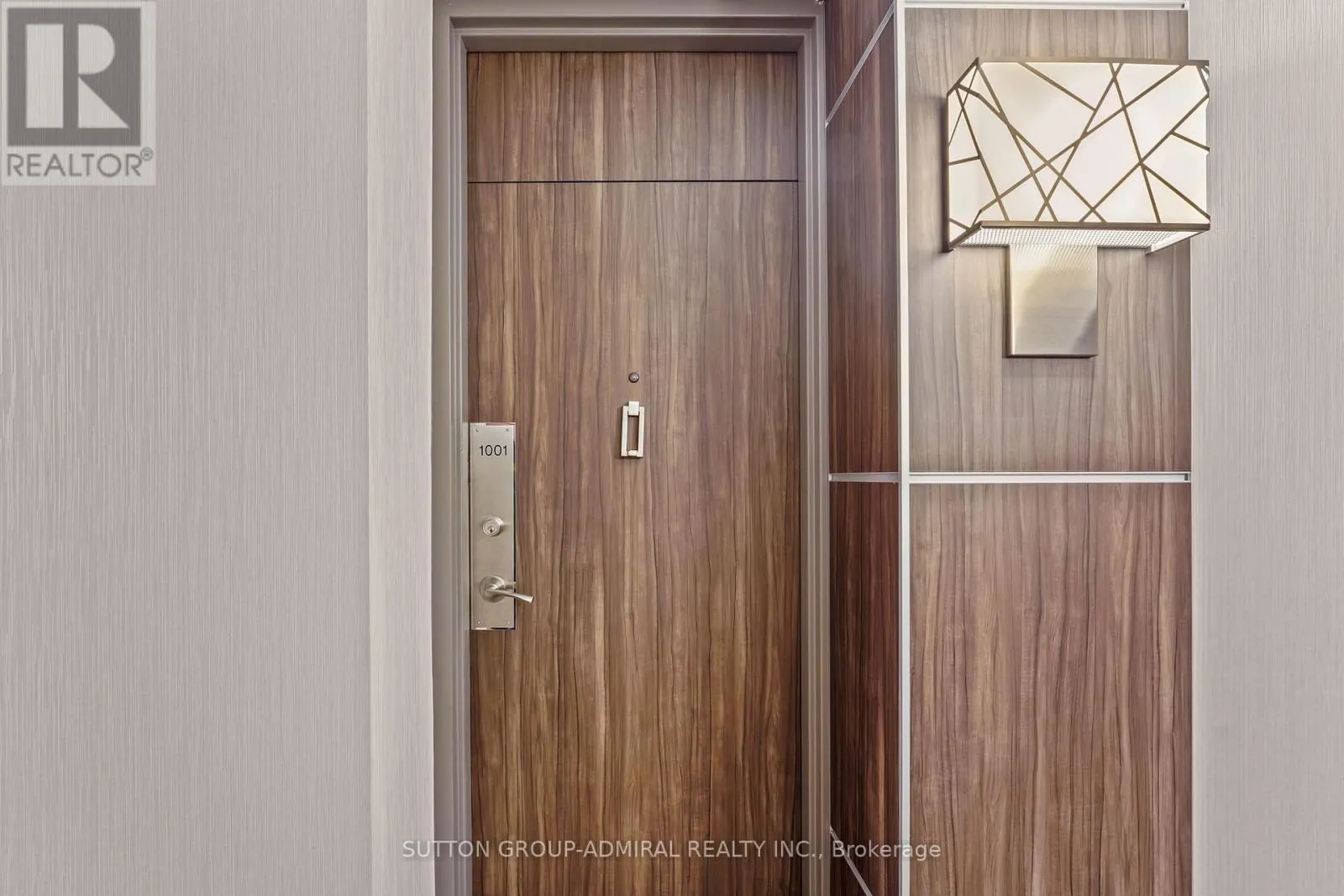 1001 - 270 SCARLETT ROAD