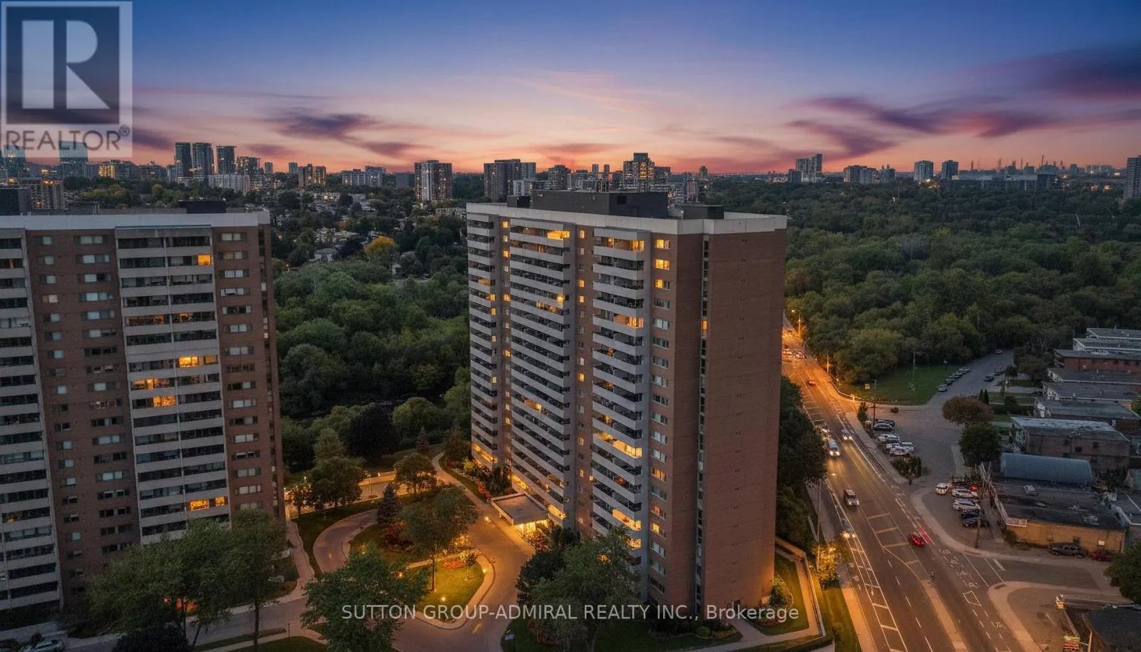 1001 - 270 SCARLETT ROAD