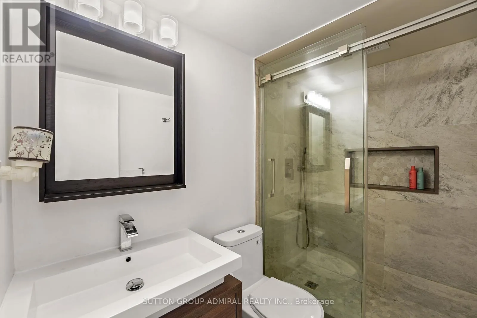 1001 - 270 SCARLETT ROAD
