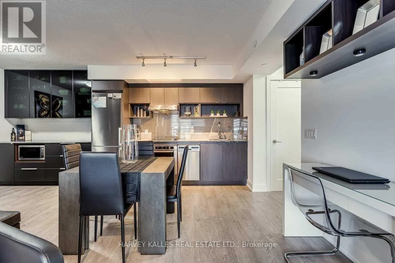 1206 - 7 MABELLE AVENUE