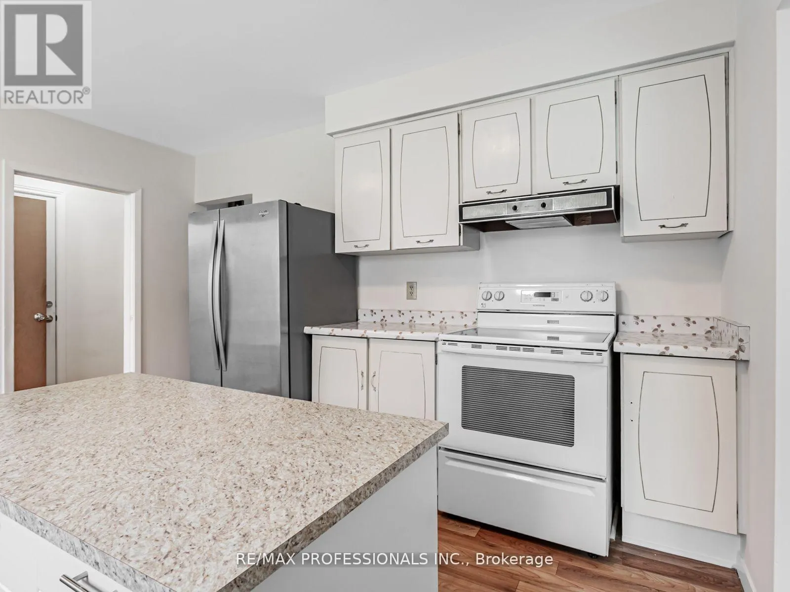 275 JEFFCOAT DRIVE