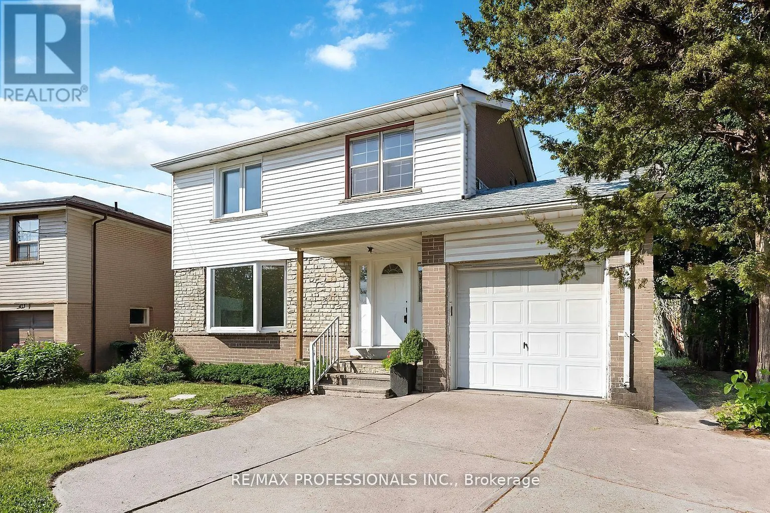275 JEFFCOAT DRIVE