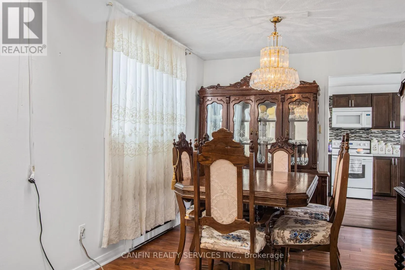 95 HUNTINGWOOD CRESCENT
