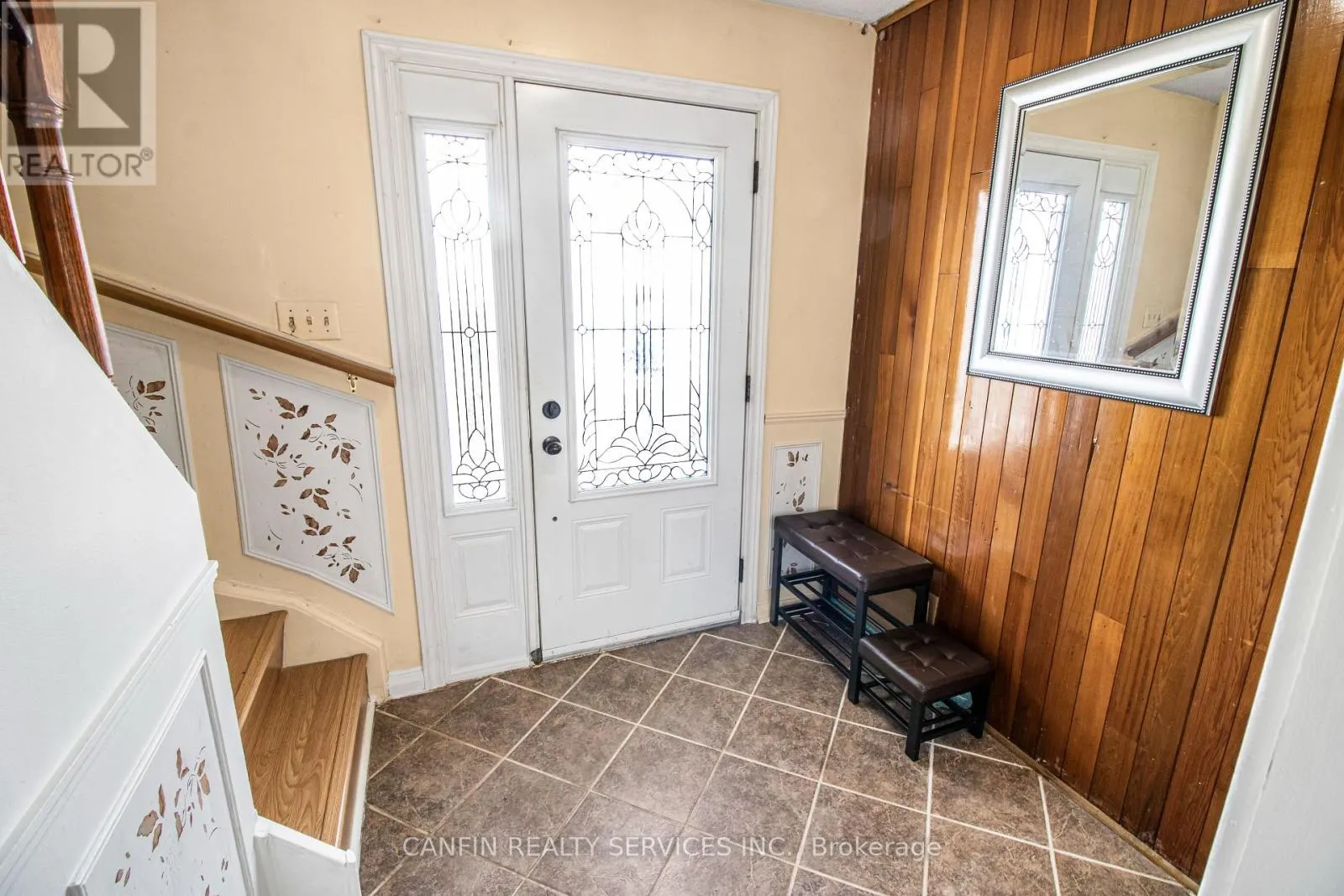 95 HUNTINGWOOD CRESCENT