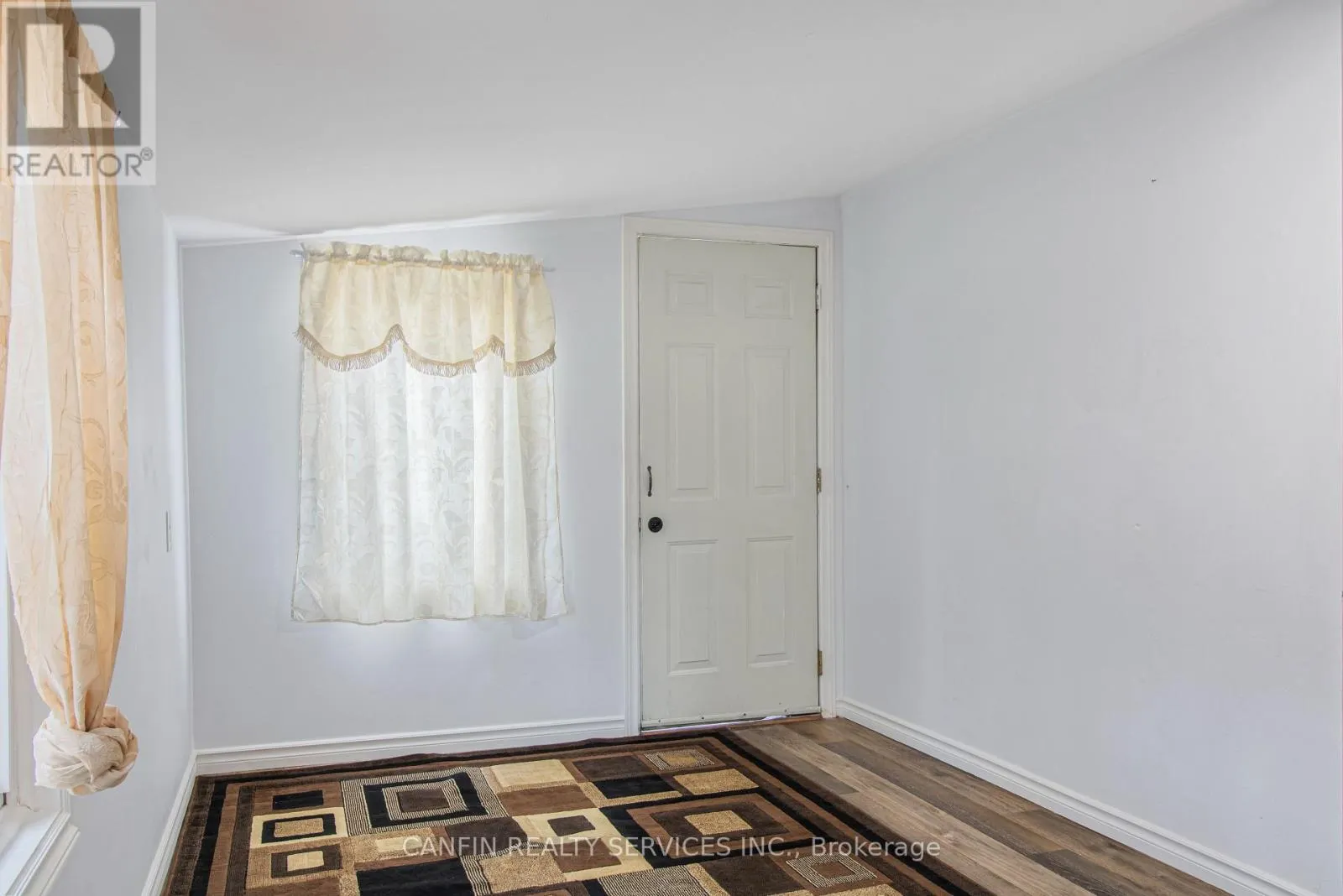 95 HUNTINGWOOD CRESCENT