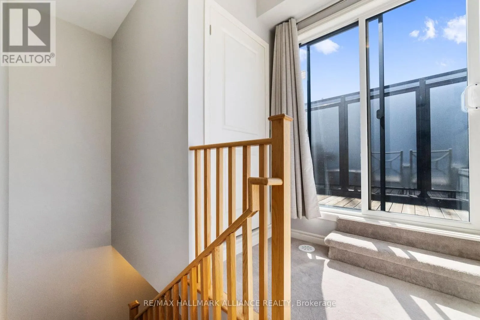 12 - 1150 STROUD LANE