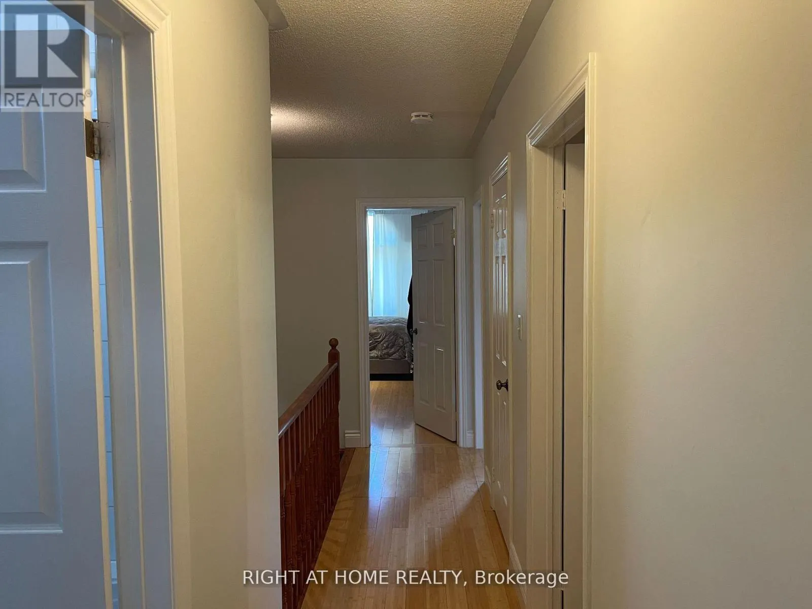 18 ARCHBURY CIRCLE