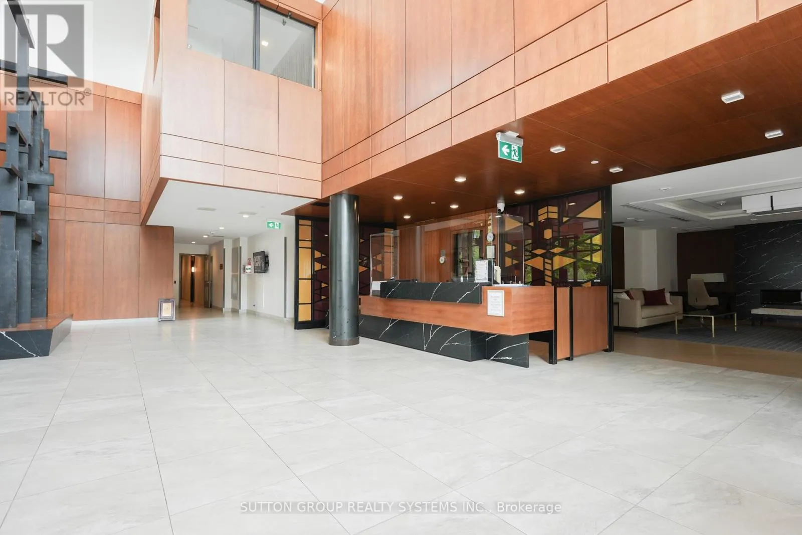 357 - 1575 LAKESHORE ROAD