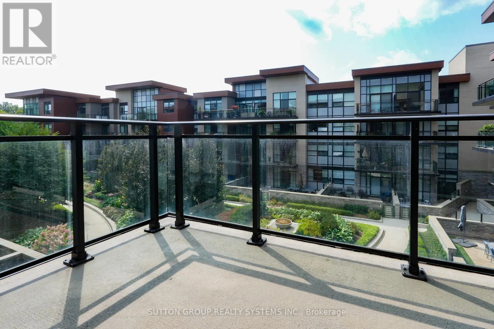 357 - 1575 LAKESHORE ROAD