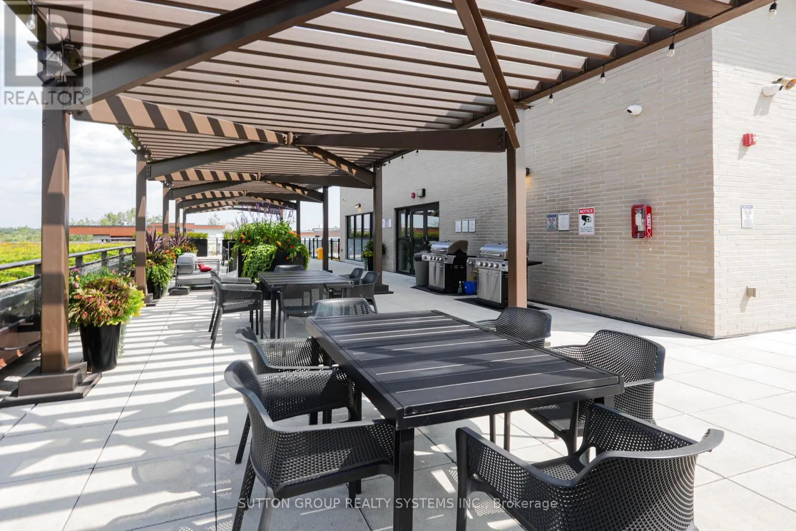 357 - 1575 LAKESHORE ROAD